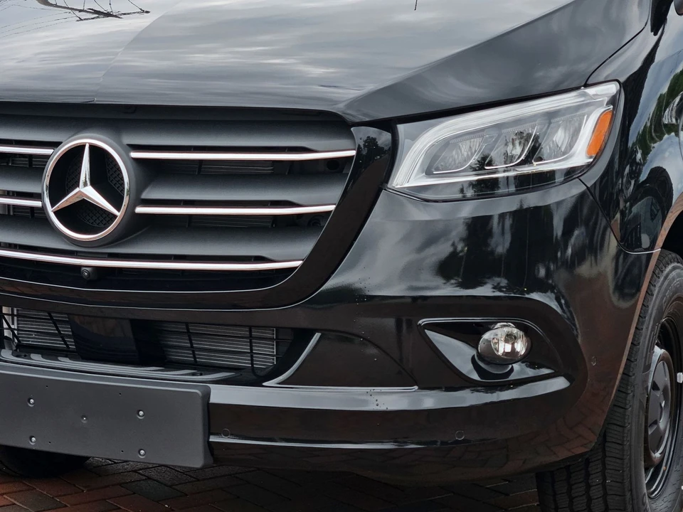 2025 Mercedes-Benz VS30 Sprinter - Image 7 of 12