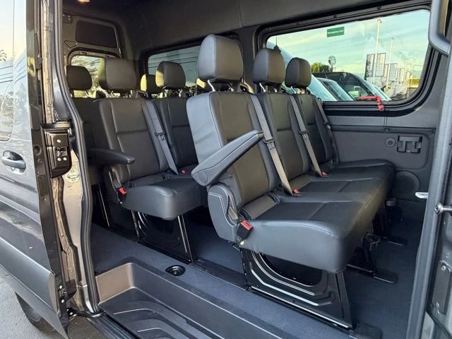 2025 Mercedes-Benz VS30 Sprinter - Image 10 of 12