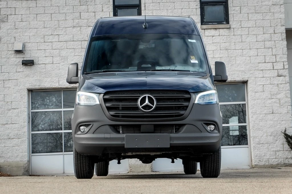 2025 Mercedes-Benz VS30 Sprinter - Image 6 of 12