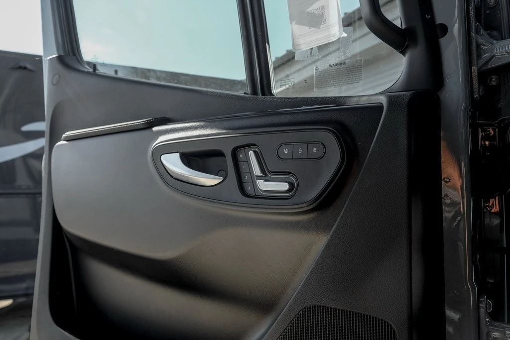 2025 Mercedes-Benz VS30 Sprinter - Image 13 of 21