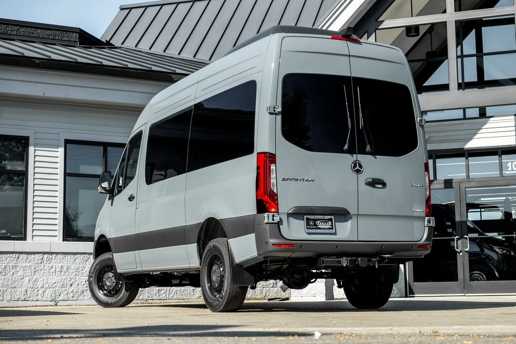 2025 Mercedes-Benz VS30 Sprinter - Image 2 of 21