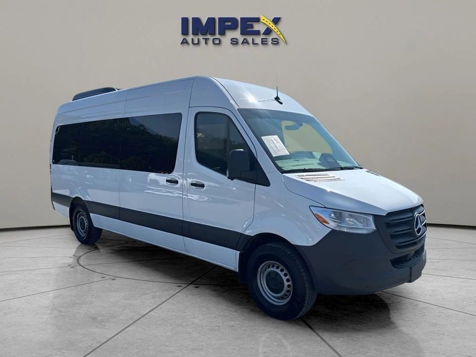 2025 Mercedes-Benz VS30 Sprinter - Image 7 of 12
