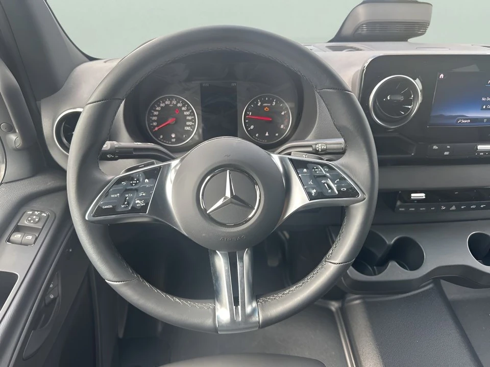2025 Mercedes-Benz VS30 Sprinter - Image 13 of 21