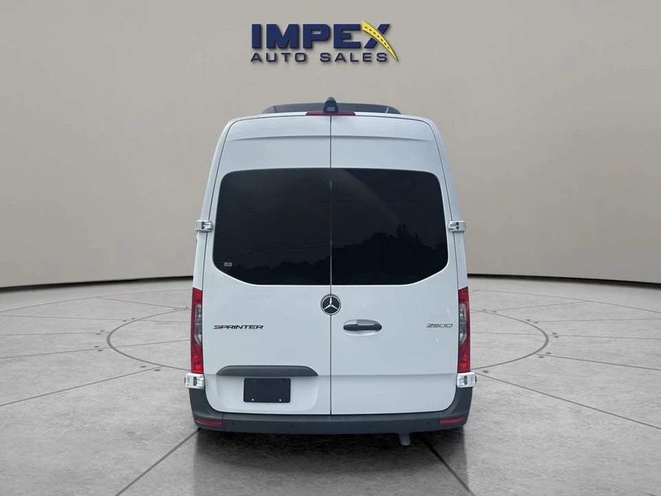 2025 Mercedes-Benz VS30 Sprinter - Image 4 of 12