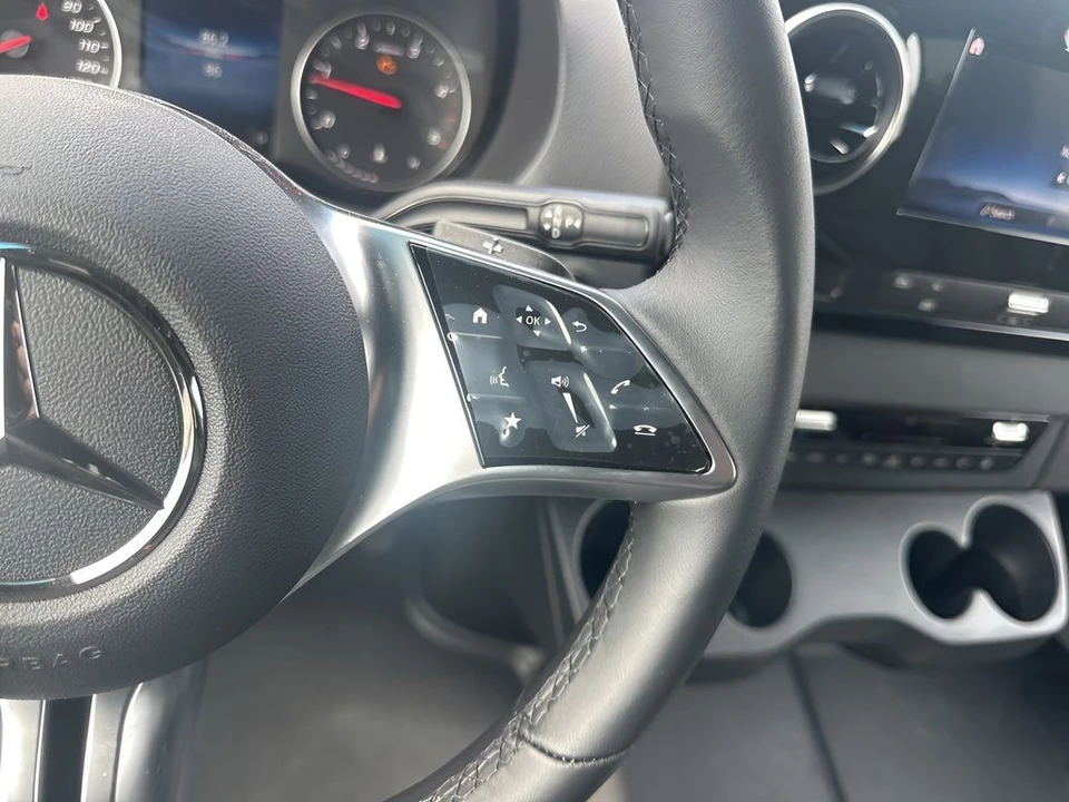 2025 Mercedes-Benz VS30 Sprinter - Image 15 of 21