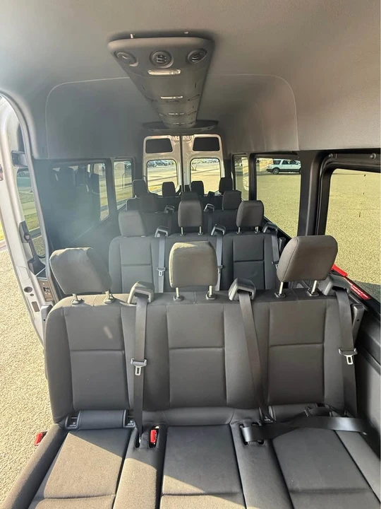 2025 Mercedes-Benz VS30 Sprinter - Image 10 of 12