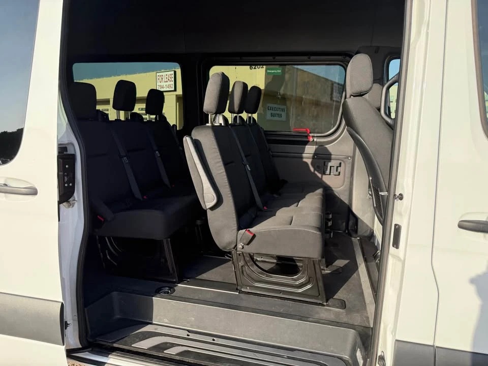 2025 Mercedes-Benz VS30 Sprinter - Image 7 of 12