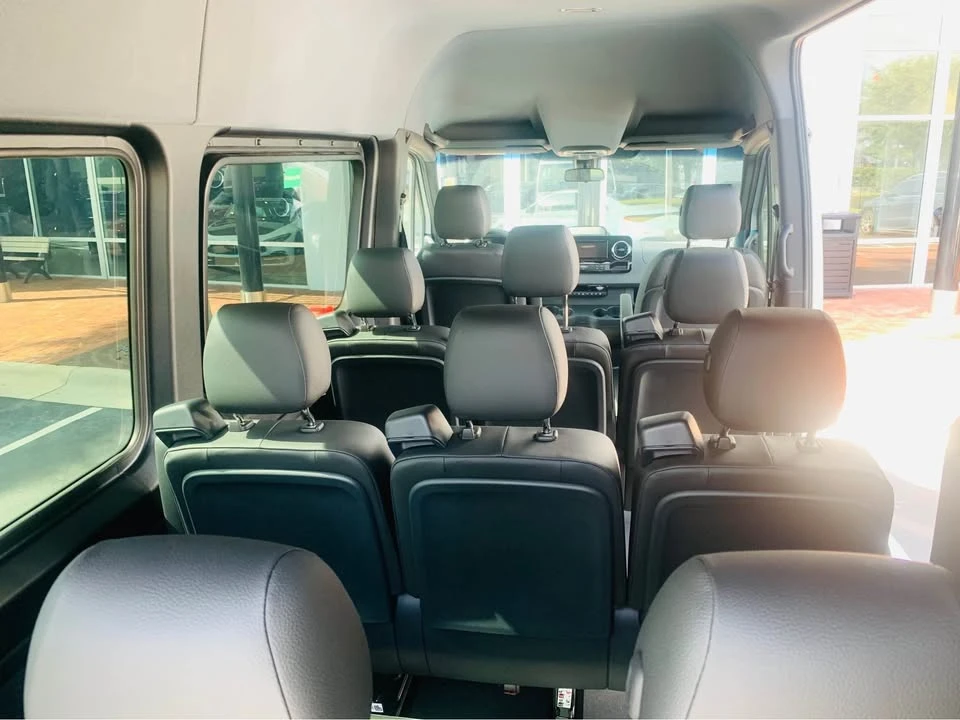 2025 Mercedes-Benz VS30 Sprinter - Image 4 of 8