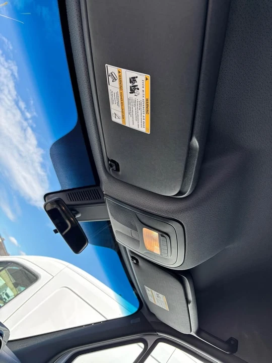 2025 Mercedes-Benz VS30 Sprinter - Image 6 of 16