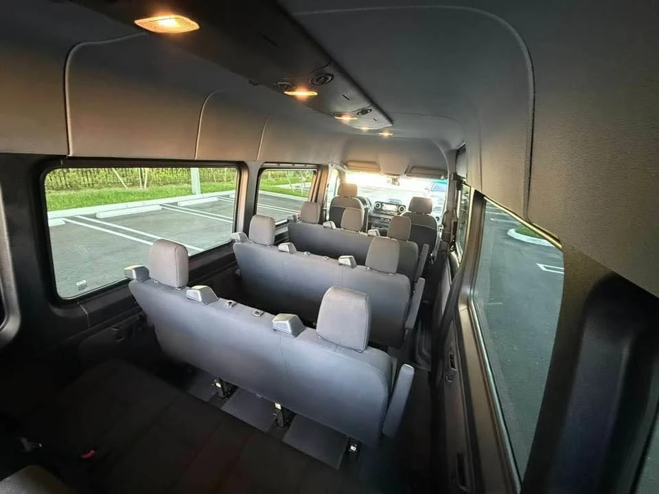2025 Mercedes-Benz VS30 Sprinter - Image 8 of 15