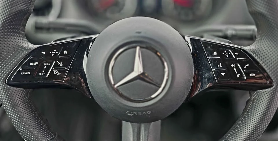 2025 Mercedes-Benz VS30 Sprinter - Image 9 of 17