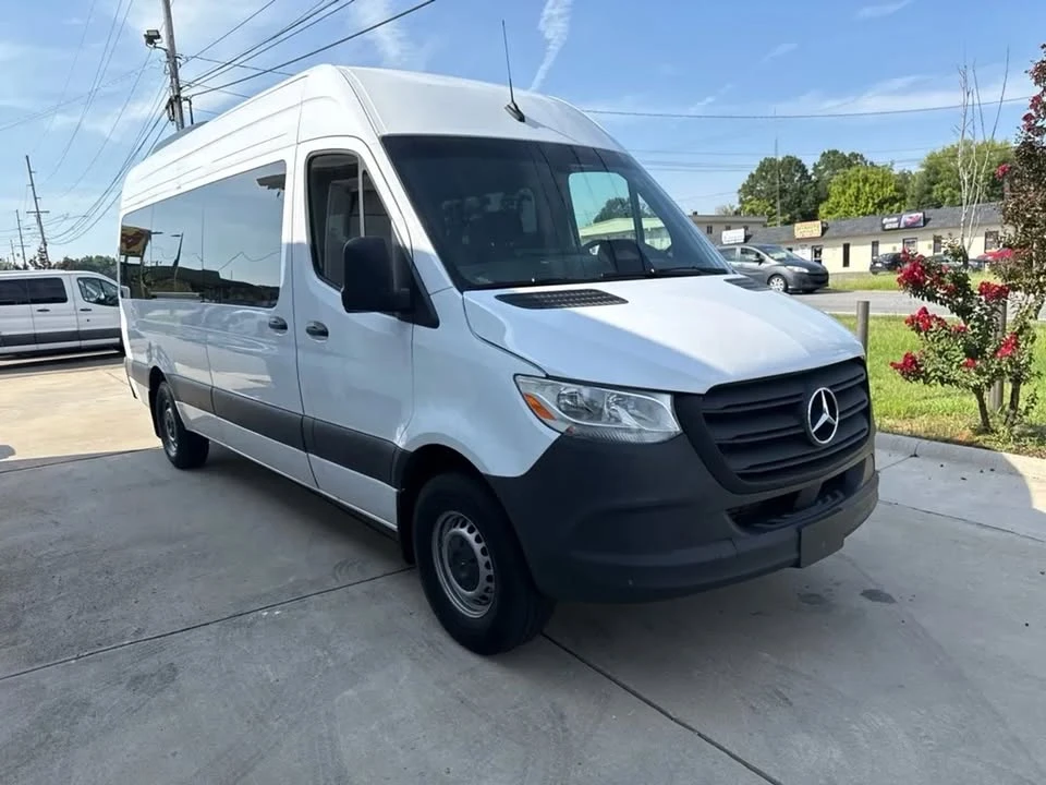 2025 Mercedes-Benz VS30 Sprinter - Image 4 of 20
