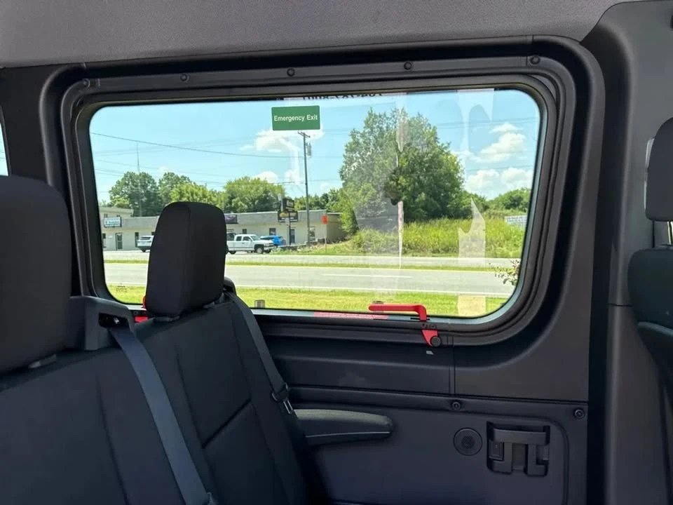 2025 Mercedes-Benz VS30 Sprinter - Image 13 of 20