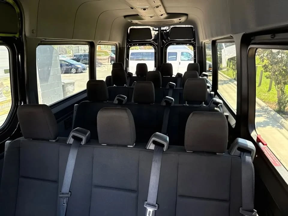 2025 Mercedes-Benz VS30 Sprinter - Image 6 of 20