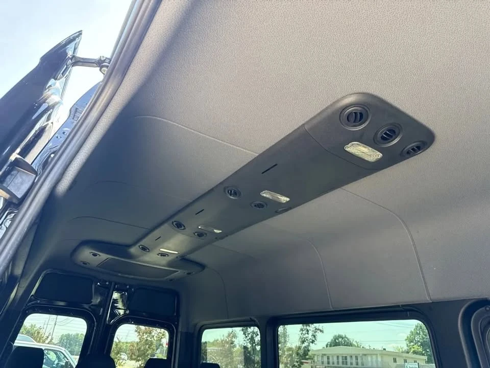 2025 Mercedes-Benz VS30 Sprinter - Image 12 of 20