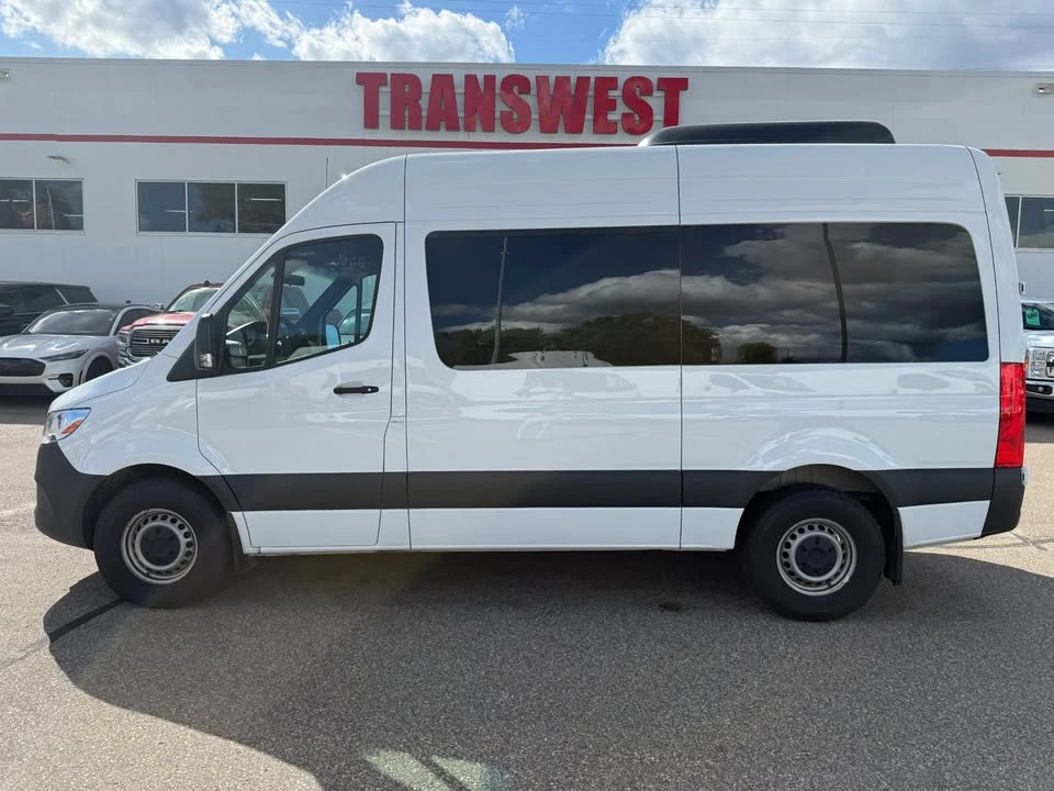 2025 Mercedes-Benz VS30 Sprinter - Image 2 of 13