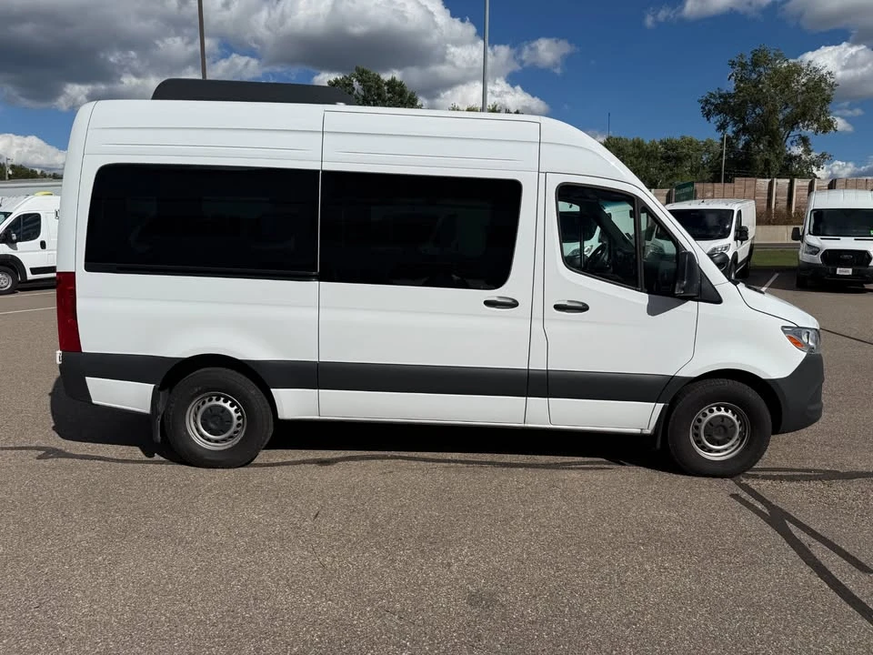 2025 Mercedes-Benz VS30 Sprinter - Image 6 of 13