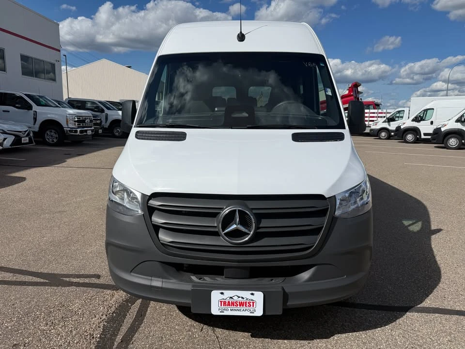 2025 Mercedes-Benz VS30 Sprinter - Image 13 of 13