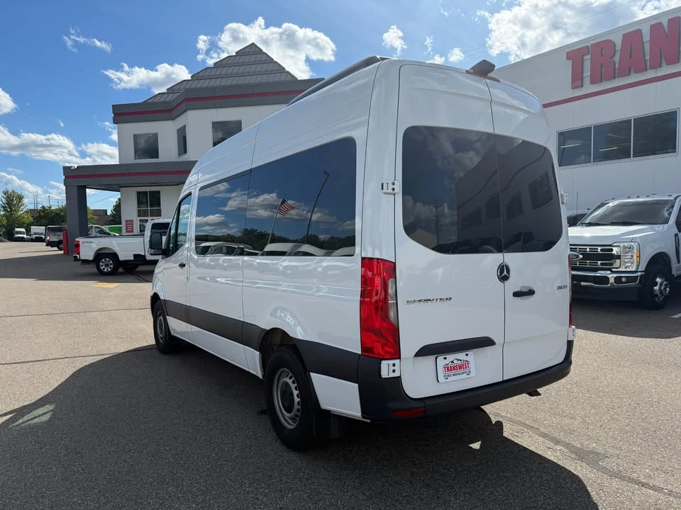 2025 Mercedes-Benz VS30 Sprinter - Image 3 of 13