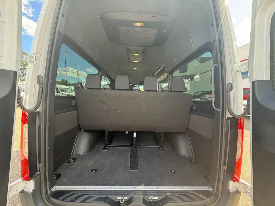 2025 Mercedes-Benz VS30 Sprinter - Image 12 of 13