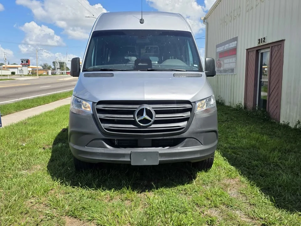 2025 Mercedes-Benz VS30 Sprinter - Image 2 of 13