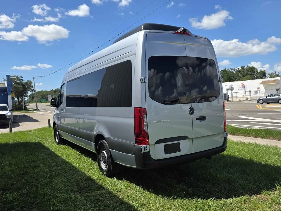 2025 Mercedes-Benz VS30 Sprinter - Image 4 of 13