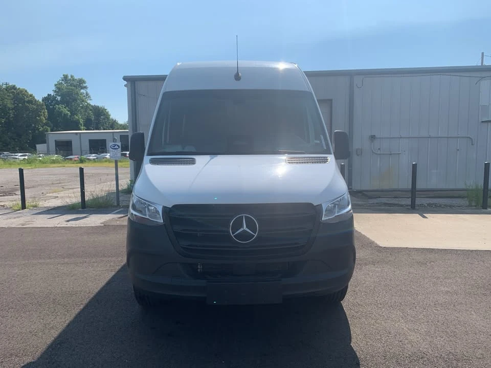 2025 Mercedes-Benz VS30 Sprinter - Image 8 of 20