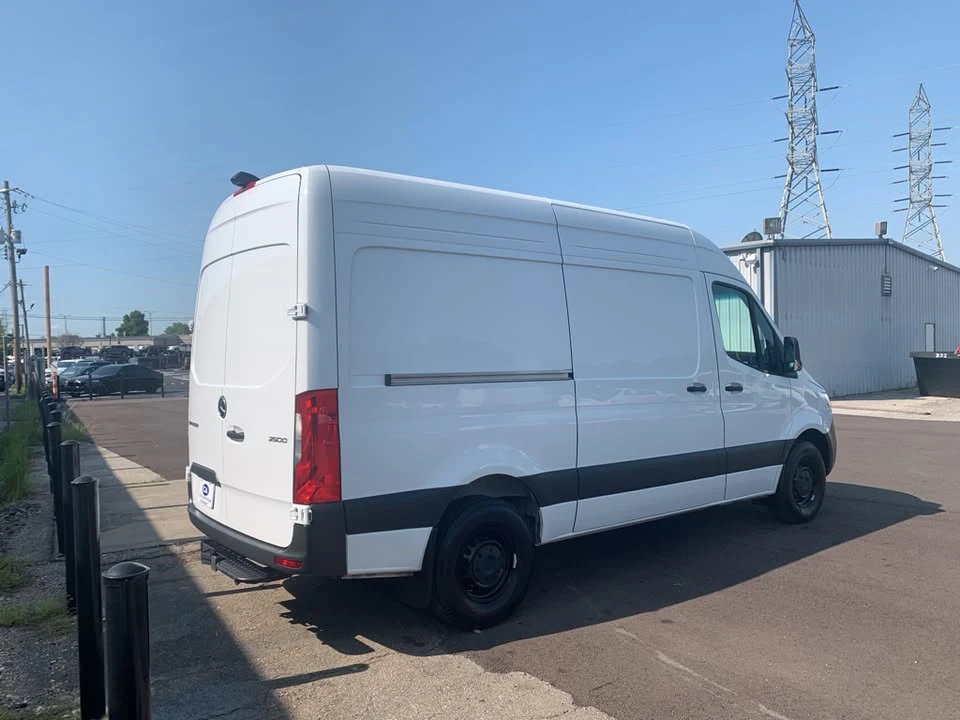 2025 Mercedes-Benz VS30 Sprinter - Image 3 of 20