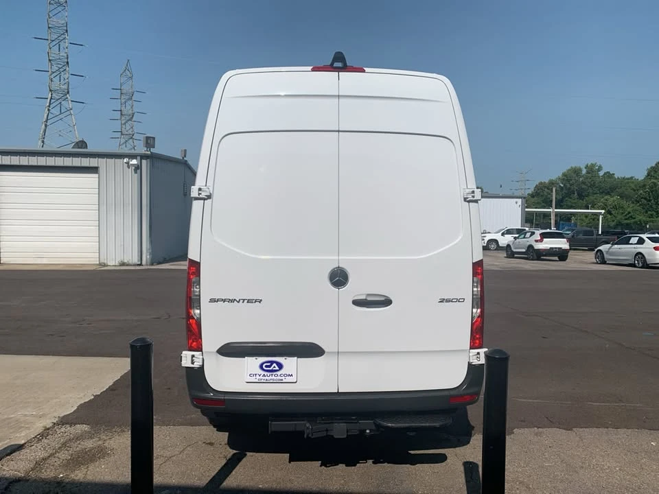 2025 Mercedes-Benz VS30 Sprinter - Image 4 of 20
