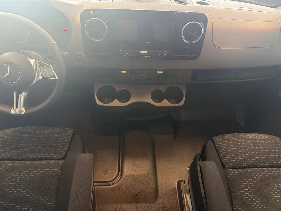 2025 Mercedes-Benz VS30 Sprinter - Image 19 of 20