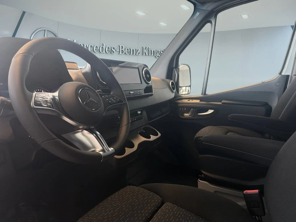 2025 Mercedes-Benz VS30 Sprinter - Image 10 of 20