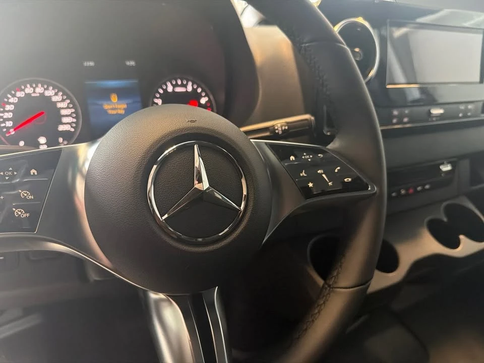 2025 Mercedes-Benz VS30 Sprinter - Image 14 of 20