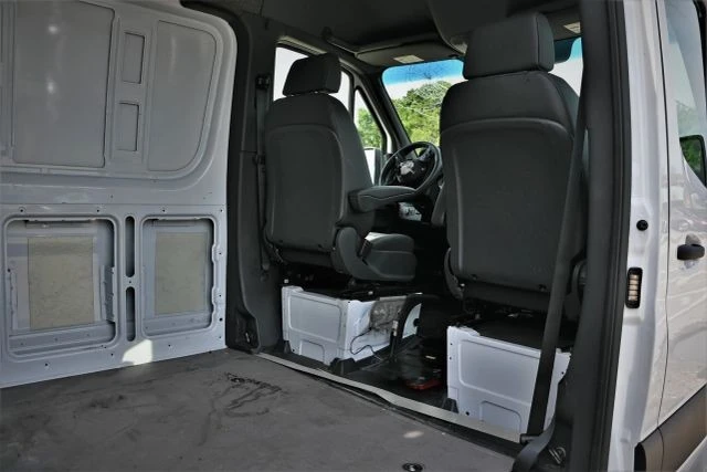 2025 Mercedes-Benz VS30 Sprinter - Image 11 of 19
