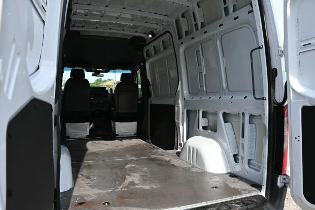 2025 Mercedes-Benz VS30 Sprinter - Image 8 of 19