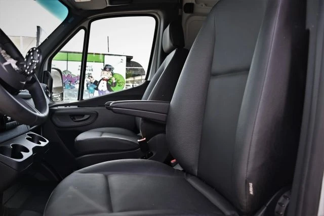 2025 Mercedes-Benz VS30 Sprinter - Image 12 of 19