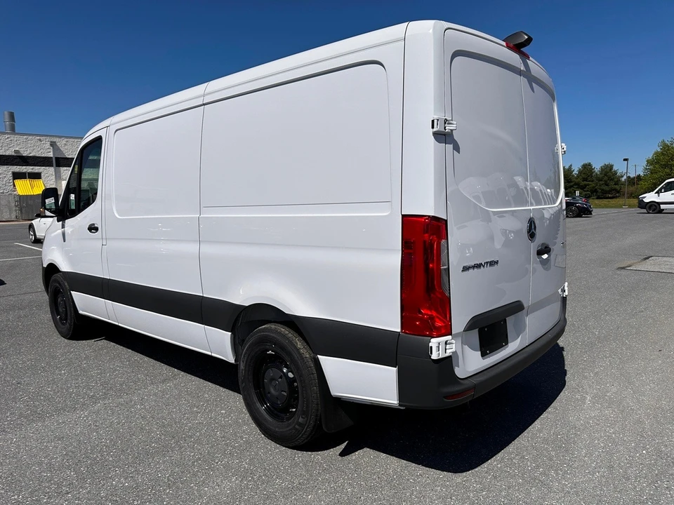 2025 Mercedes-Benz VS30 Sprinter - Image 6 of 21