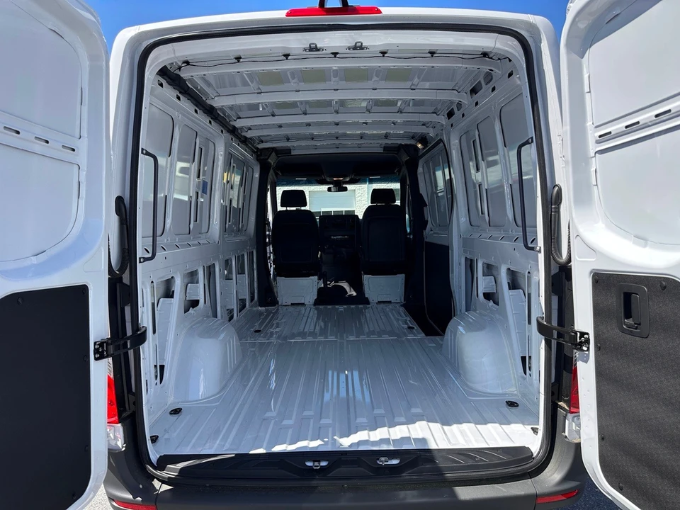 2025 Mercedes-Benz VS30 Sprinter - Image 21 of 21