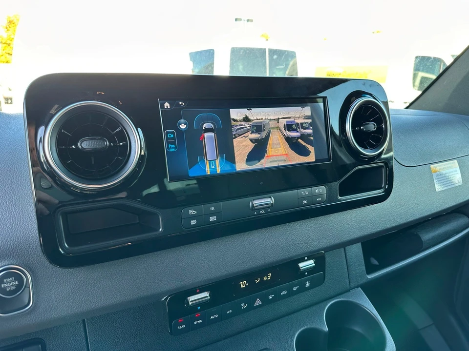 2025 Mercedes-Benz VS30 Sprinter - Image 18 of 21