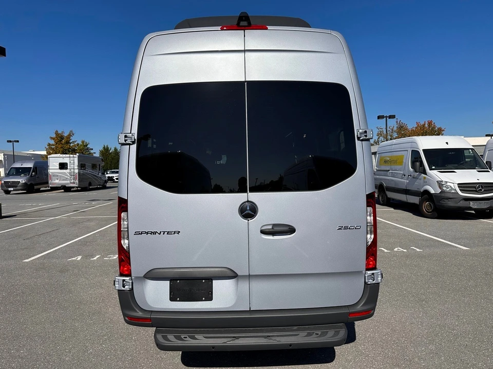 2025 Mercedes-Benz VS30 Sprinter - Image 5 of 21