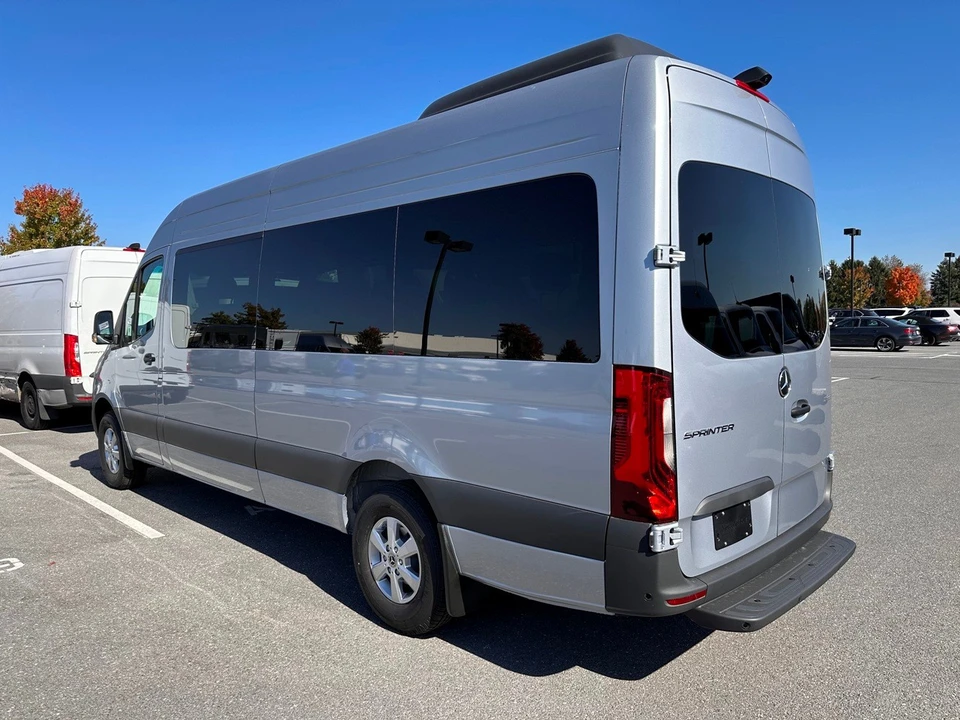 2025 Mercedes-Benz VS30 Sprinter - Image 6 of 21