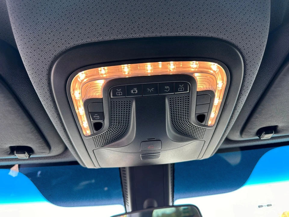 2025 Mercedes-Benz VS30 Sprinter - Image 16 of 21