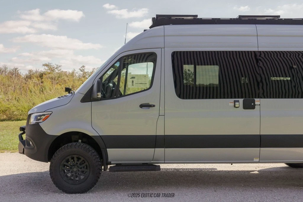 2025 Mercedes-Benz VS30 Sprinter - Image 4 of 12