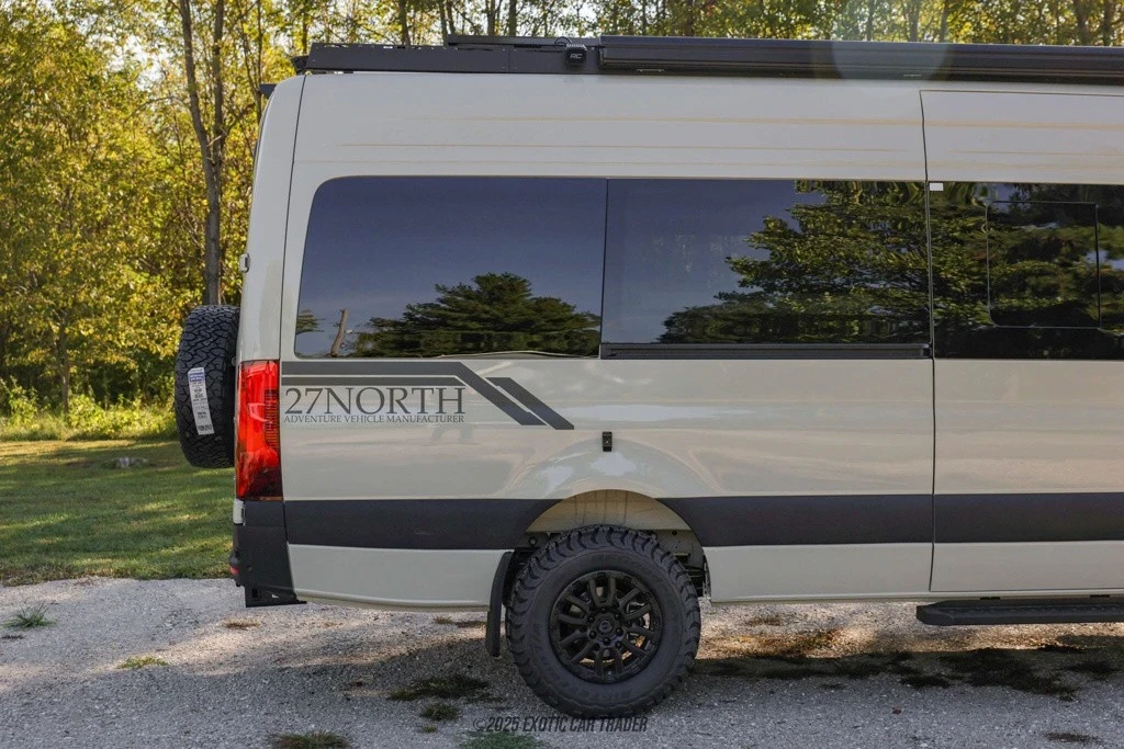2025 Mercedes-Benz VS30 Sprinter - Image 10 of 12