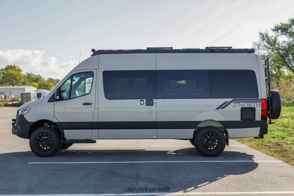 2025 Mercedes-Benz VS30 Sprinter - Image 3 of 12