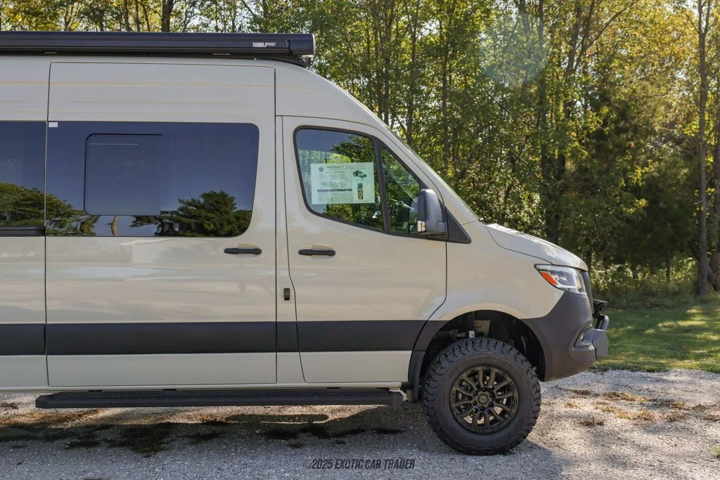 2025 Mercedes-Benz VS30 Sprinter - Image 11 of 12