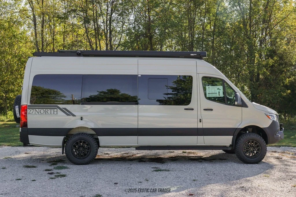2025 Mercedes-Benz VS30 Sprinter - Image 9 of 12