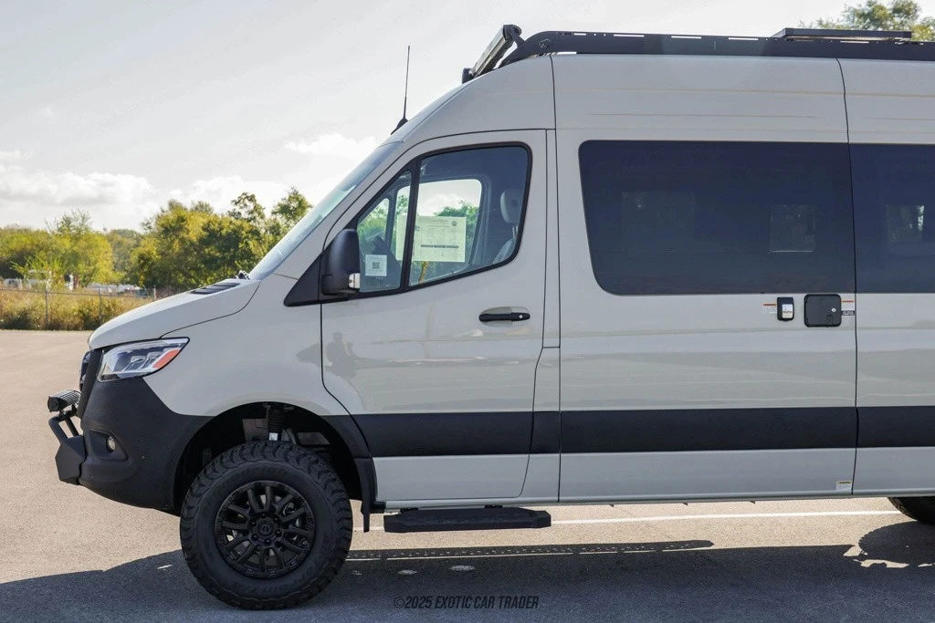 2025 Mercedes-Benz VS30 Sprinter - Image 4 of 12