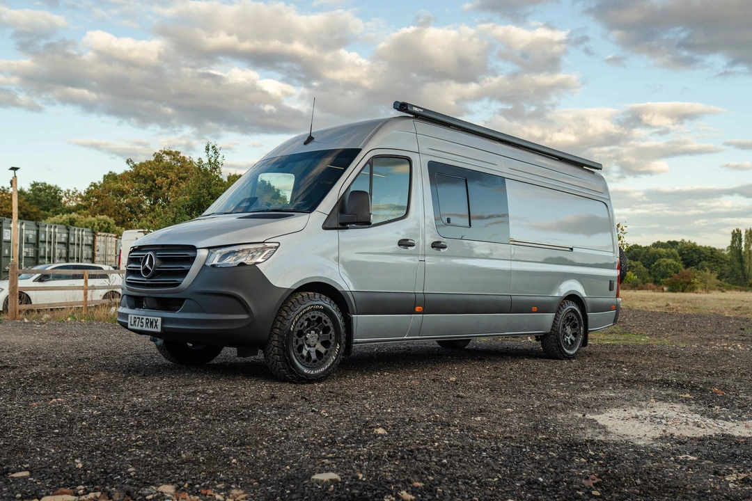 2025 Mercedes-Benz VS30 Sprinter - Image 10 of 31