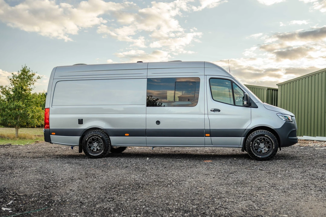 2025 Mercedes-Benz VS30 Sprinter - Image 4 of 31