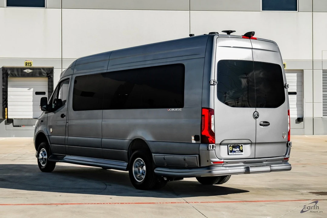 2025 Mercedes-Benz VS30 Sprinter - Image 5 of 12